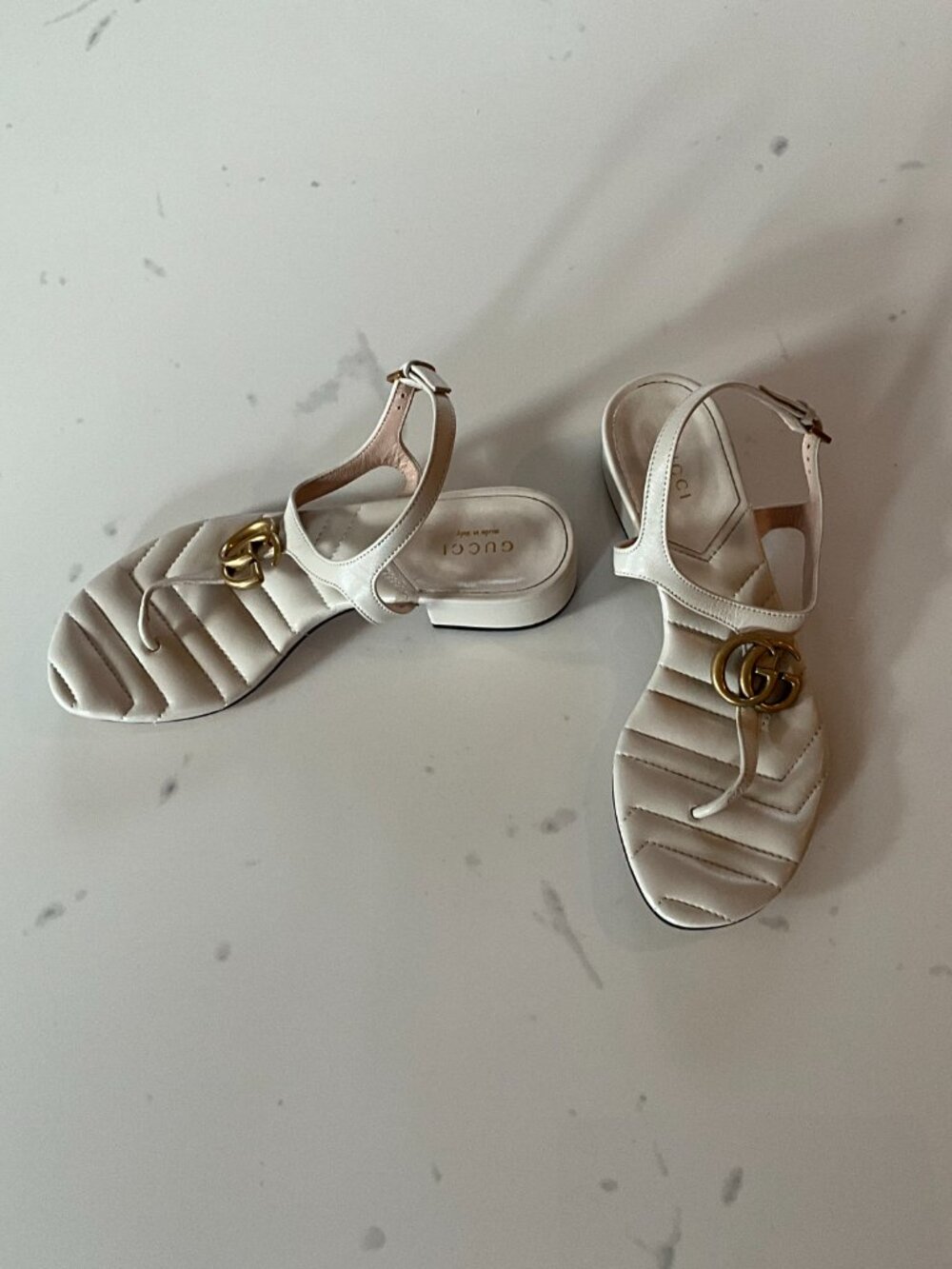 Gucci Marmont Double G thong sandals - Picture 7 of 13
